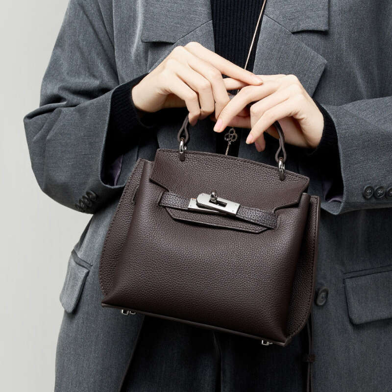 Luxury Bag New Women's Fashion Designer Versatile Top Cowhide One-Shoulder Cross-Body Leather Handbag Beach Bag