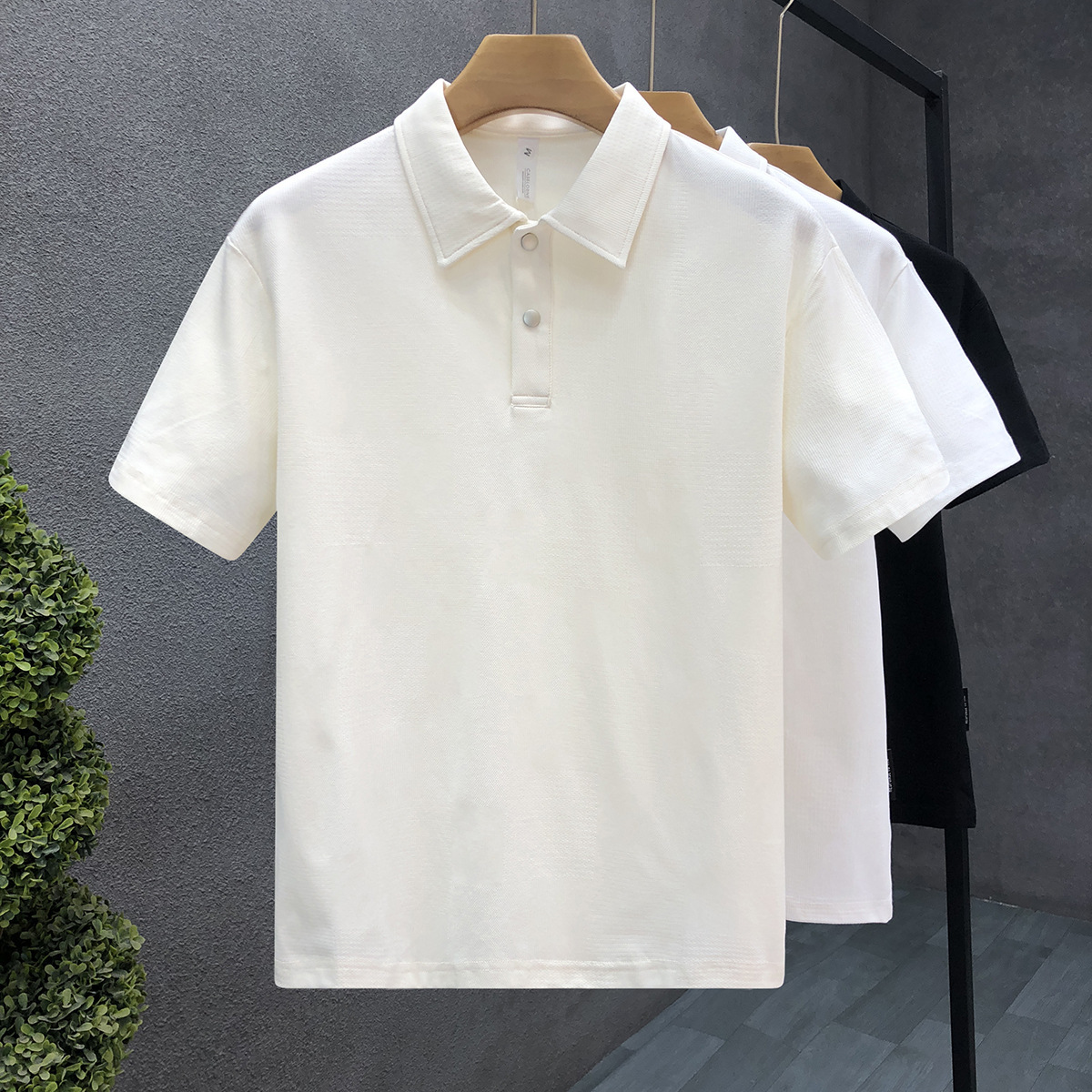 Minimalist Unlabeled Beige Polo Shirt Short Designer Shirt Sleeve Men's Trendy Brand Turn-down Collar Designer Hoodie T-shirt 2025 Summer New Men's Half Sleeve