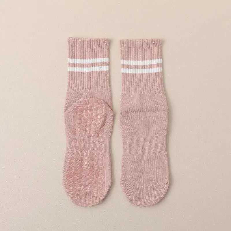 Solid Breathable 2025 Yoga Midcalf Socks New Color Striped Cotton Antislip Sports Socks Pilates Socks Dance Fitness Training SW251011