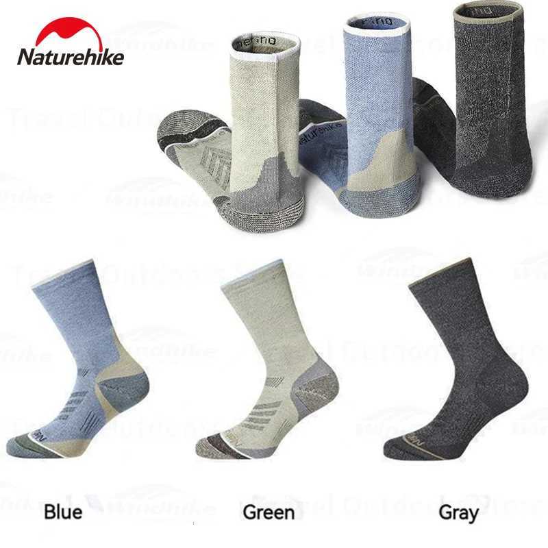 Naturehike Clash Of Colours MidCalf Socks Warm Hiking Leisure Outdoor Sports Running AntiBacteria Deodorant Straight SocksW251011