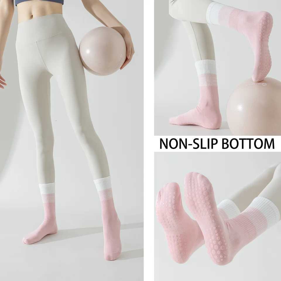 3 Pairs Cotton ANTI SLIP Breathable Mid Calf Yoga Socks Sports Socks Pilates Socks Dance Fitness Training Women Sock EU3642W251011