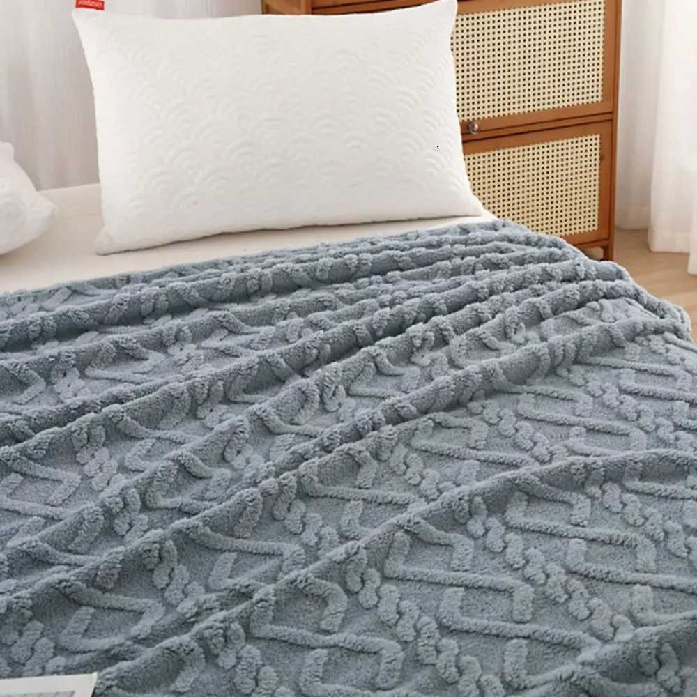 Throw Blanket for Couch Flannel Fleece Throw Blanket Machine Washable 70 100cm Bed Blanket Warm Plush Blanket for Bedroom C251011
