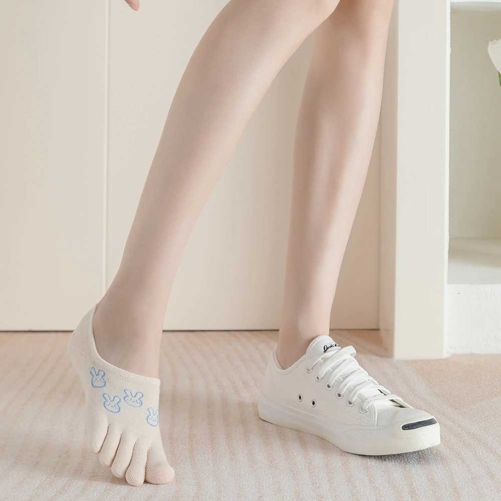 5 Pairs Floral Cute Women Toe Socks with Separate Fingers High Quality Cotton Five Finger Socks Summer Ankle SocksW251011