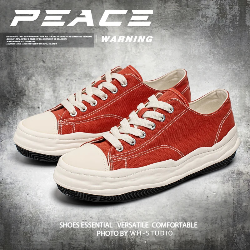 Mens Board Shoessneakersskate shoesCasual Shoes Cushioned Lightweight StreetStyle Daily Wear NonSlip Elegant 251009
