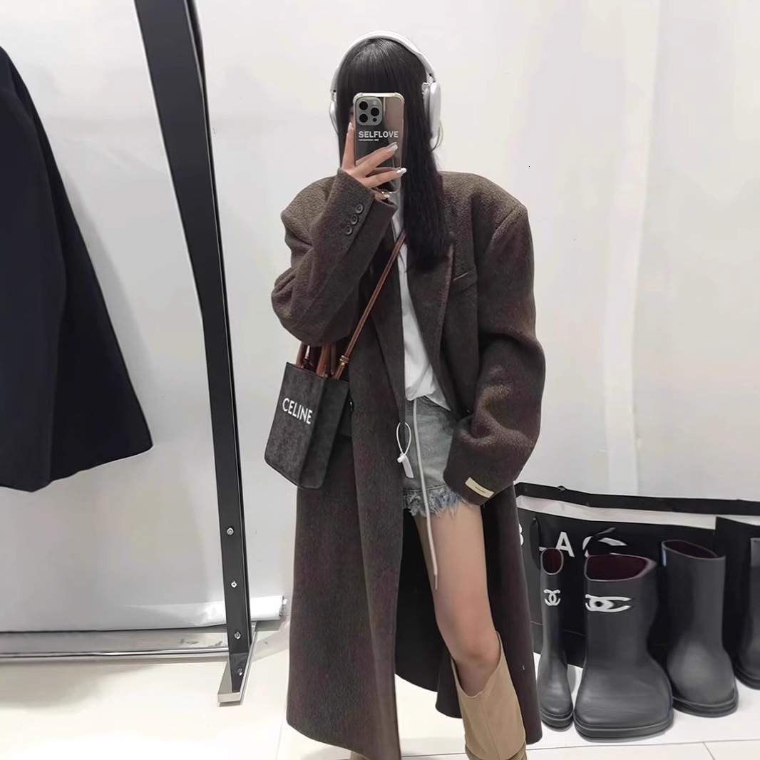 Brown Shoulder Pad Wool Women Overcoat Fashion Lapel Singlebreasted Long Sleeve Coat 2025 Autumn Lady Elegant Outwear250918