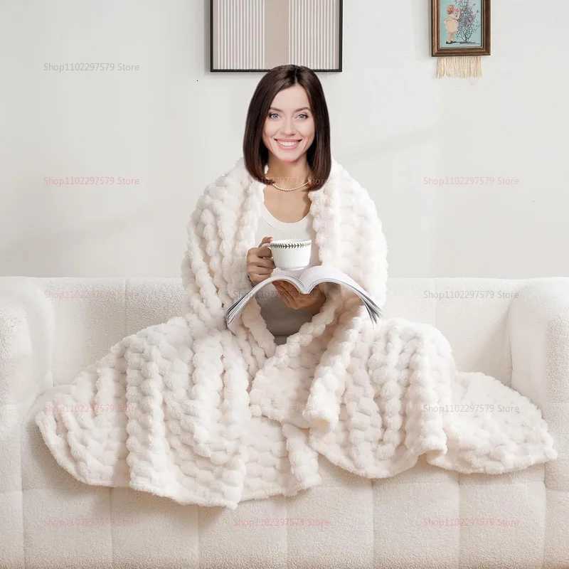 Cream White Throw Blanket Fuzzy 3D Jacquard Decorative Flannel Fleece Super Soft Plush Cozy Blanket for Couch Sofa Chair C251011