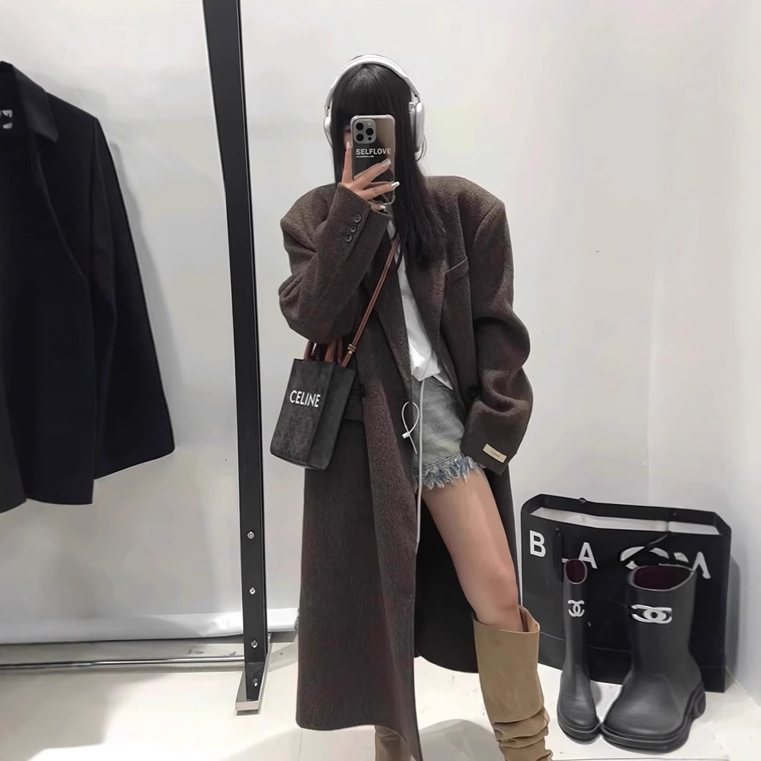 Brown Shoulder Pad Wool Women Overcoat Fashion Lapel Singlebreasted Long Sleeve Coat 2025 Autumn Lady Elegant Outwear250918