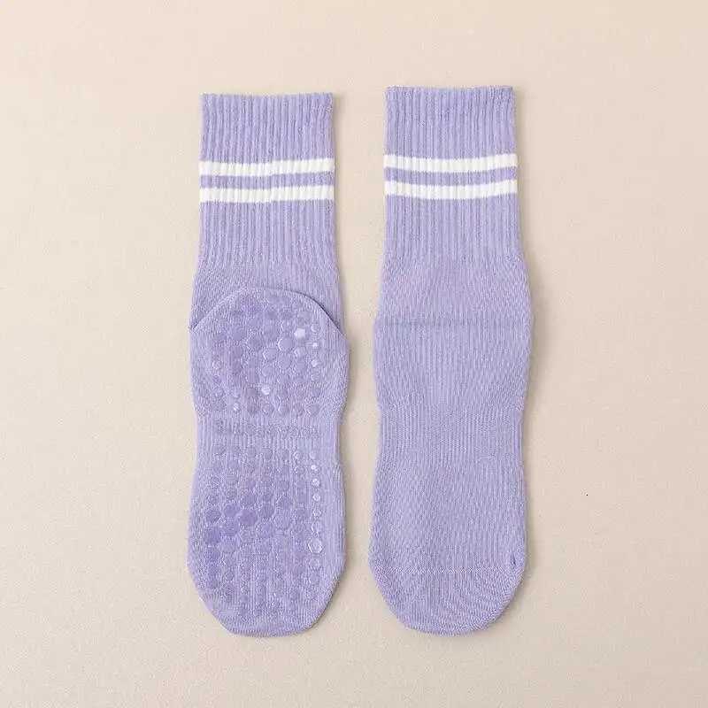 Solid Breathable 2025 Yoga Midcalf Socks New Color Striped Cotton Antislip Sports Socks Pilates Socks Dance Fitness Training SW251011