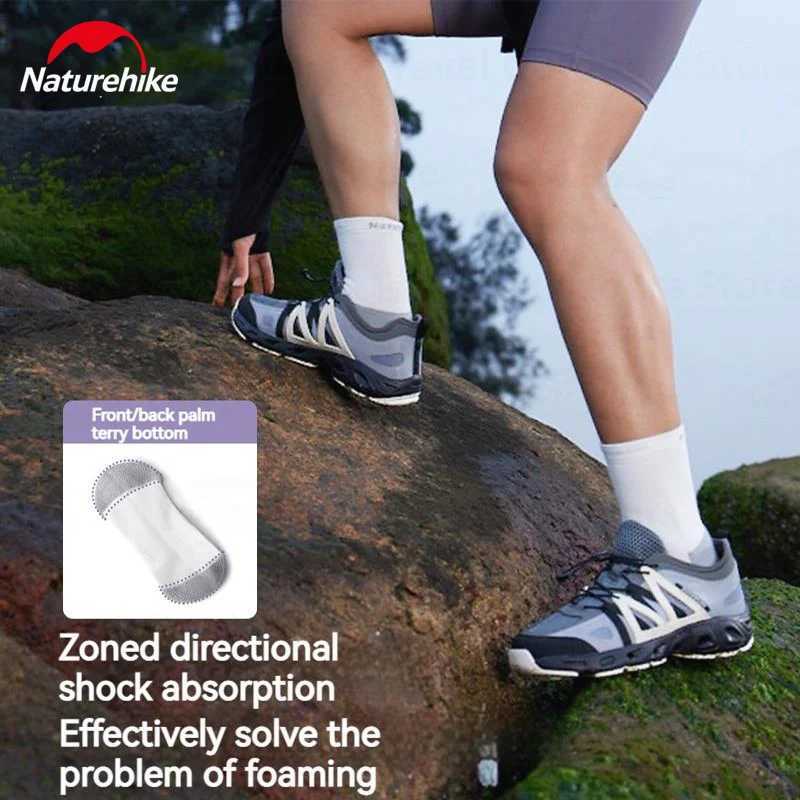 Naturehike Quick Drying Sport Socks Men Women Cycling Short Barrel Medium Barrel Socks Outdoor Mountaineering Antibacterial SockW251011