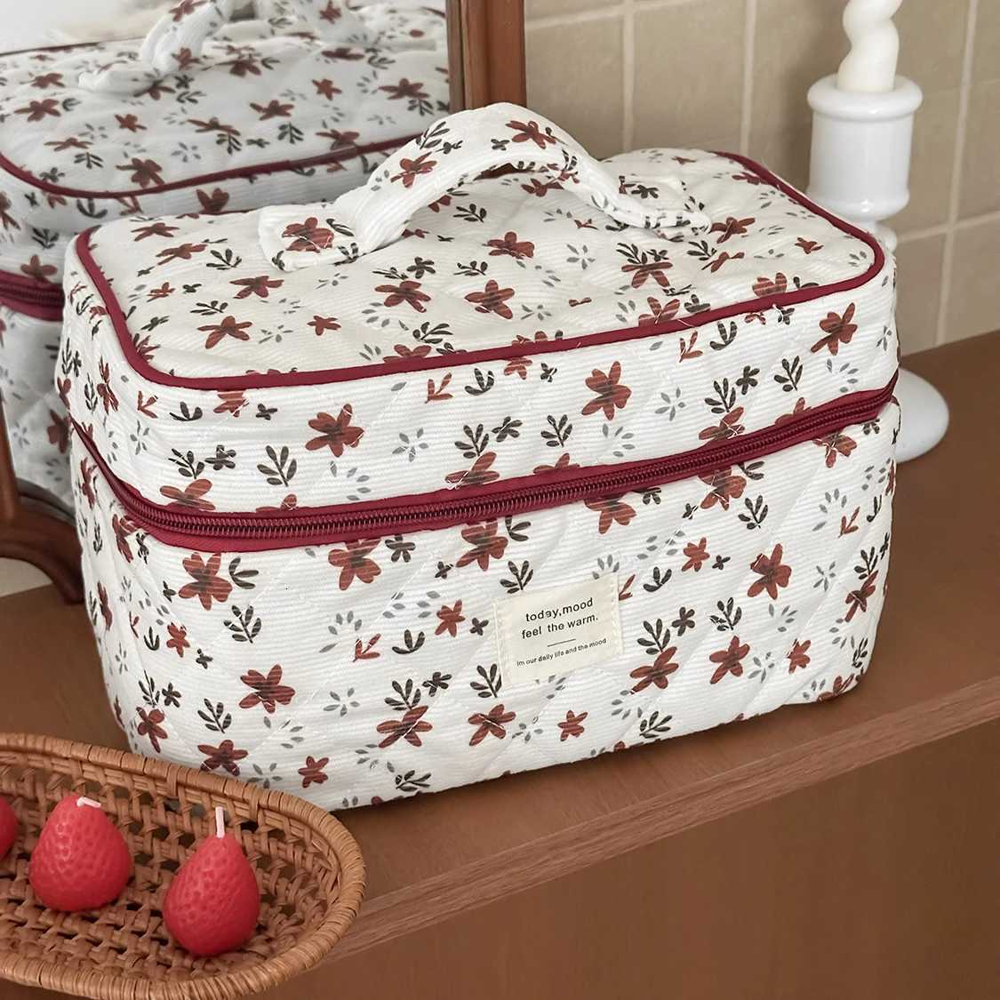 Vintage Orange Flower Corduroy Tote Wens Bag Travel Organizer Toiletry Cosmetic Handbag Pouch Ladies Quilted Cluh Bag D251011