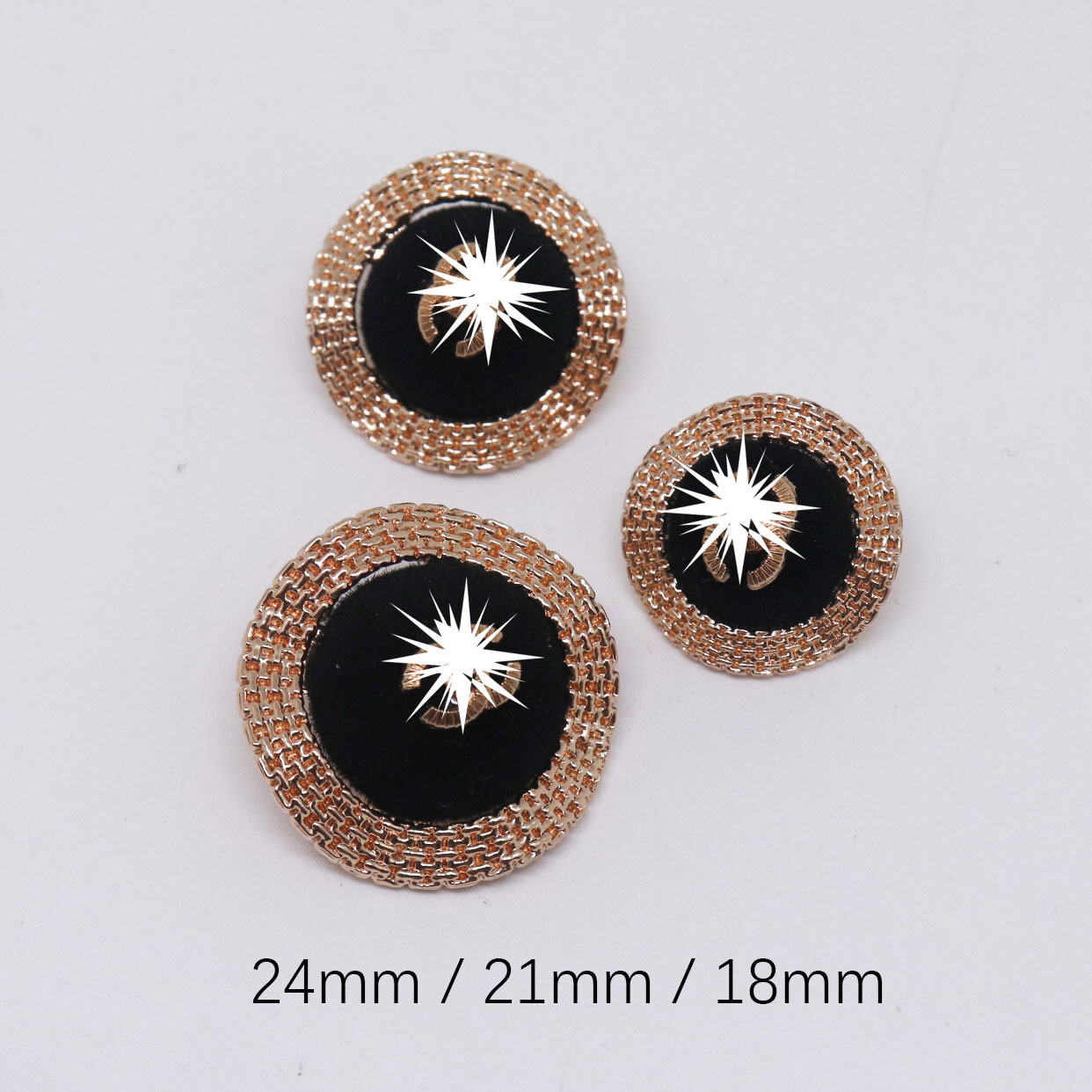 18mm 21mm 24mm Black golden Luxury Desginer C brand Sewing Buttons for Shirt Clothing Coat Decorate DIY Crafts Supplies Classic B27