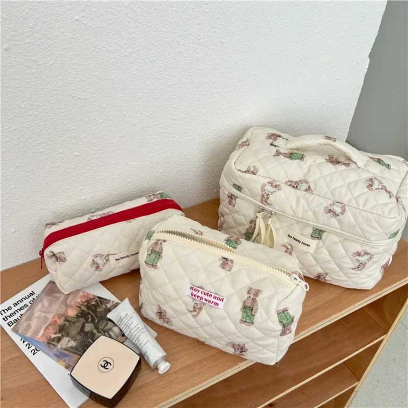 Little Bear Bunny Travel Cosmetic Bag for Wen Makeup Storage Bag Large Toiletry Bags Fem Beauty Case Cott Cosmetic Pouch D251011