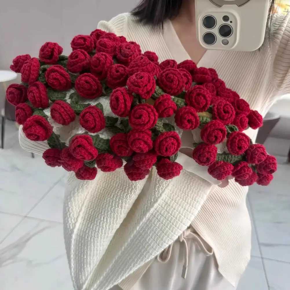 Finished Rose Bouquet Blanket Handmade Flower Bouquet Throw Blanket Soft Crocheted Roses Blankets Gift for Mothers Day Gift C251011