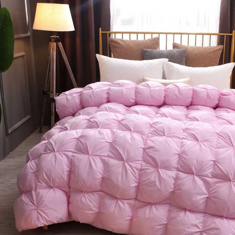 100 White GooseDuck Down Quilt High quty Fivestar Hotel Twist Flower Duvets Comforters 100 Cotton Cover Luxury Blanket C251011