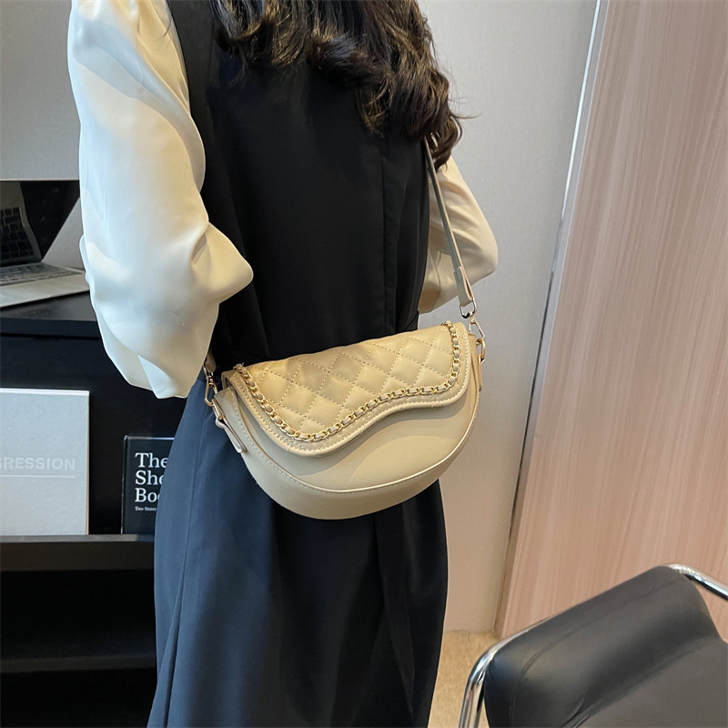 hot Free delivery designer shoulder bag Fashionable and soft women's crossbody bag comfortable and beautiful