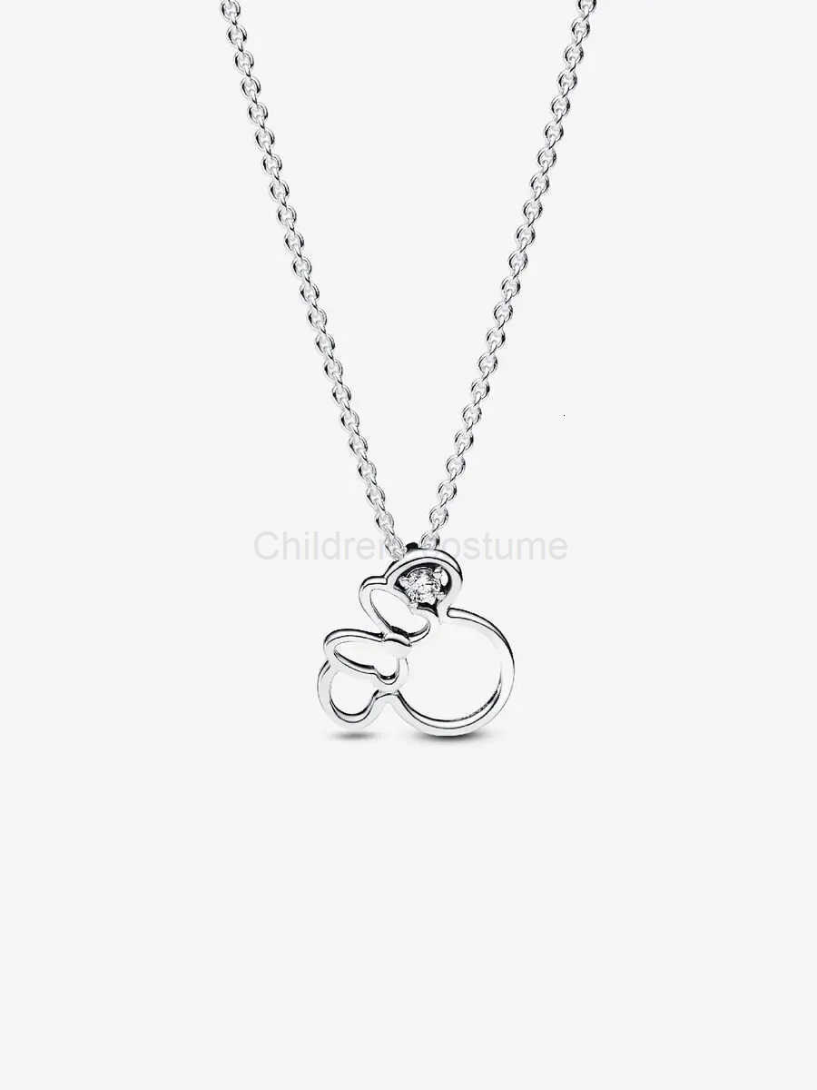 Disney 2024 new fashion creative love shaped necklace suitable for womens senior exquisite charm jewelry charm jewelry wholesal H251011