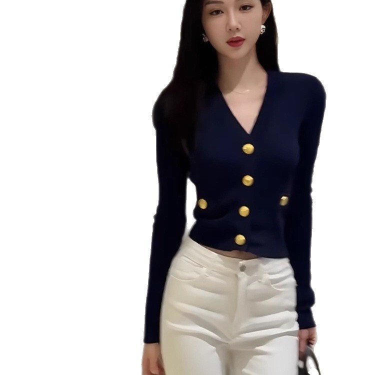 2025 Autumn/Winter New Top Designer Jacket, a French V-neck metal button slim fashion fit top, luxurious knitted sweater cardigan short top