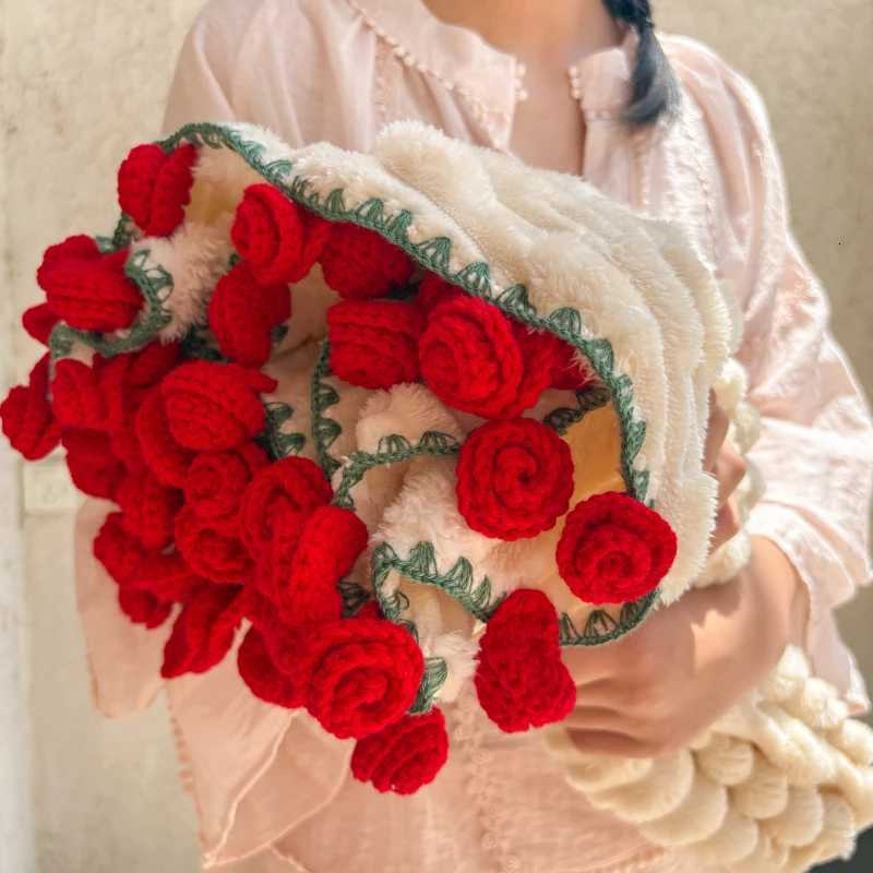Romantic Rose Bouquet Blanket Floral Soft and Lightweight Throw Couch Blanket Gifts for Mom Birthday Valentines Day Home Decor C251011