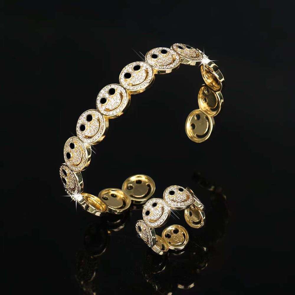 Smiley Face for Women, Ins Fashion Design, Trendy Personality Open Copper Bracelet