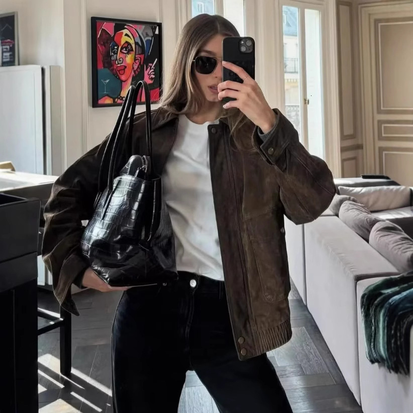 Fashion Loose Khaki Suede Jacket Women Lapel Zipper Long Sleeve Pockets Coat Female 2025 Spring Autumn Vintage High Street Tops 250827