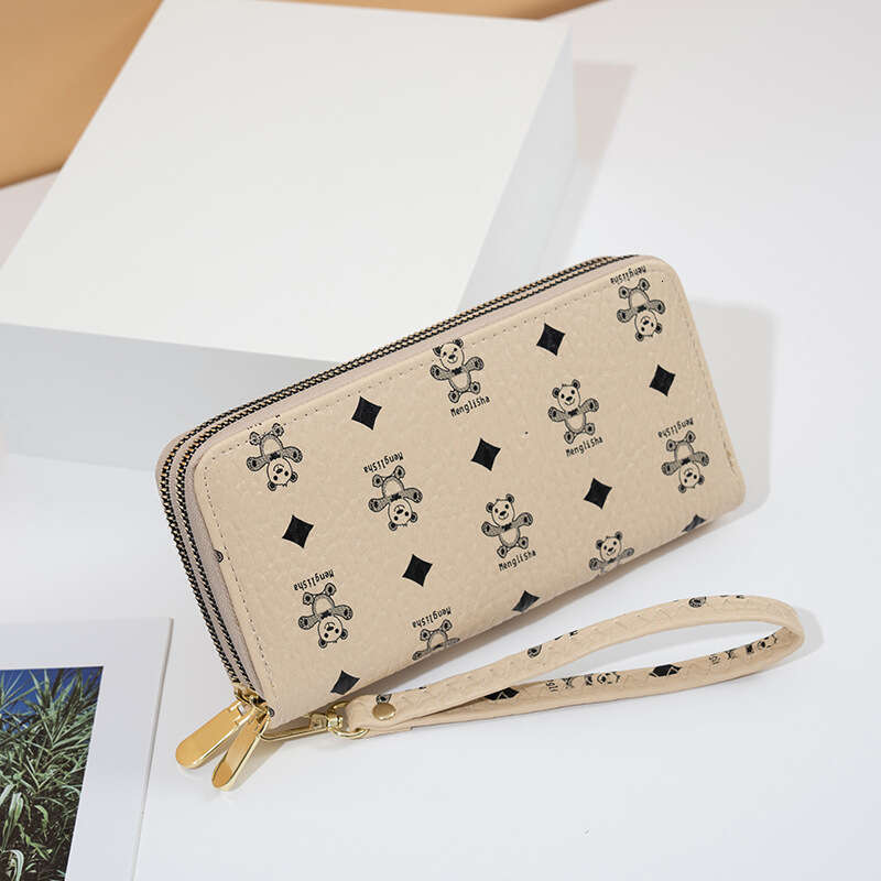Women's Wallet 2025 New Korean Trend Bear Print Double Zipper Multi-Card Slot Portable Travel Fashion Phone Bag