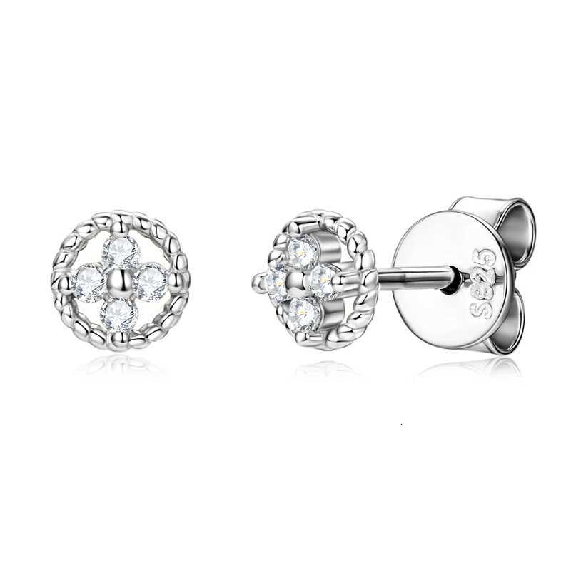 Lnkry Pass Diamond Test D004CT Moissanite Earring 925 Sterling Silver Cute Mini Flower Stud Earrings For Wen Girls Jewelry X251011