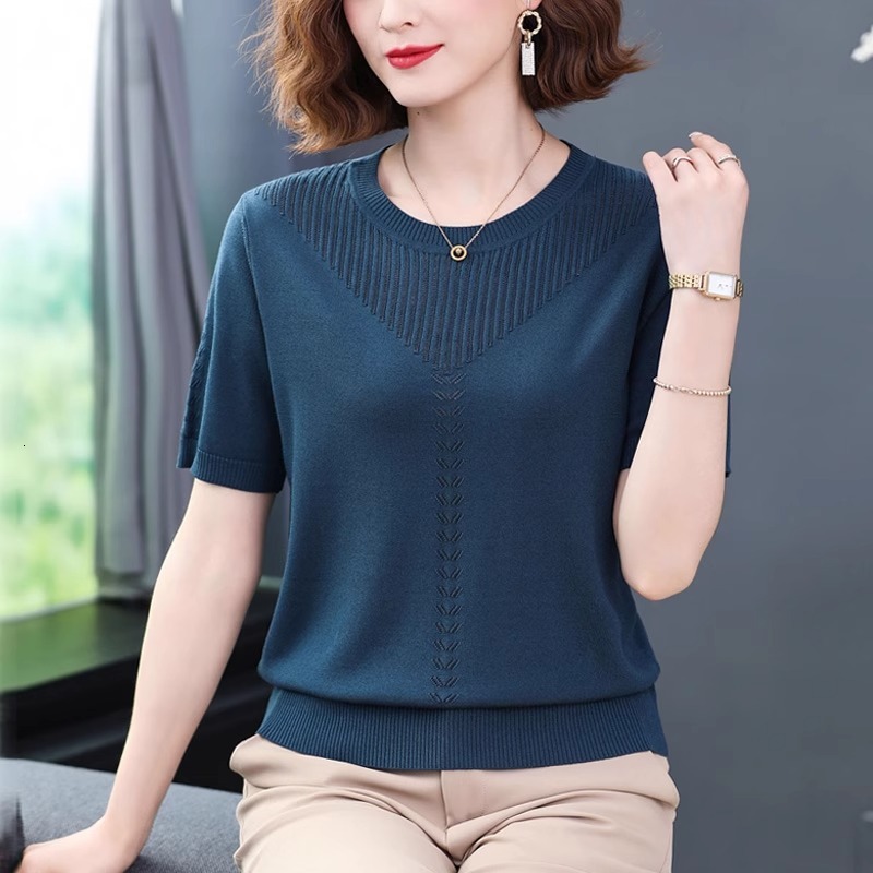 Middle-aged Mom Summer Designer Hoodie Short Sleeve T-shirt Women New Fashion Half Sleeve Top Designer Shirt Thin Ice Silk Knitted Shirt Stylish