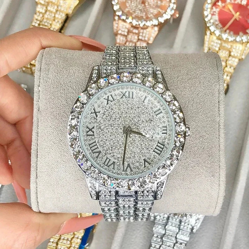 Shiny Diamond Watch for Women Elegant Quartz Steel Bracelet Watches Zircon Crystal Fashion Wristwatch Clock 251010