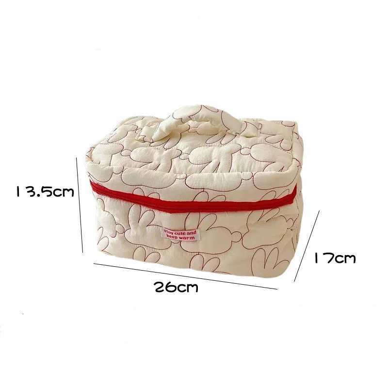 Ins Large Capacity Zipper Makeup Bags Rabbit Quilted Cott Cosmetic Cases Cute Travel Storage Pouch Organizer for Wen Handbag D251011