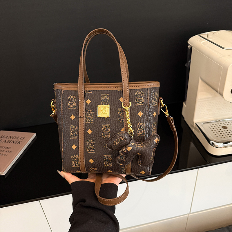 TB BHULAMTE Designer Casual Printed Hand-held Vegetable Basket Luxury Bag Fashionable European And American Style Shoulder Bag Multi-purpose Pattern C