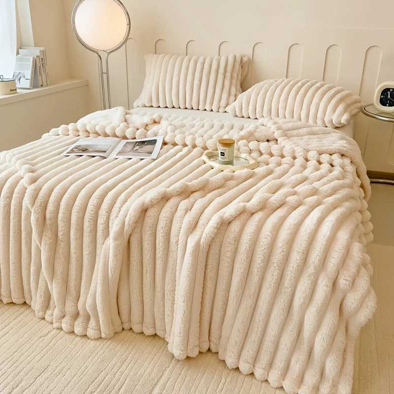 Flannel blanket imitation rabbit fur blanket soft and warm sofa blanket For napping office outdoor camping for all seasons C251011
