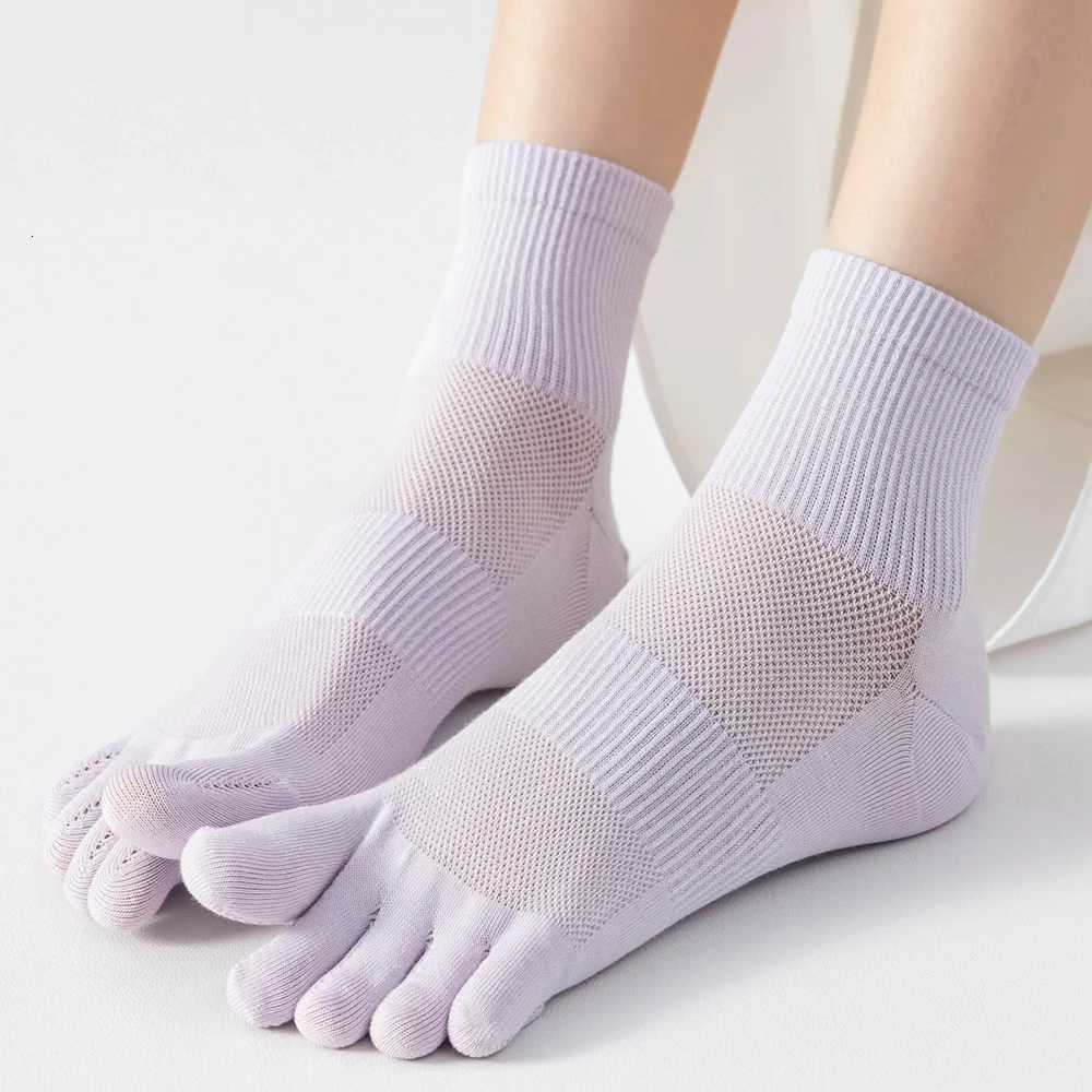 5 Pairs Women Toe Socks Nonslip Summer Mesh Five Finger Socks Mid Tube Cotton Women Sports Socks with Separate FingersW251011
