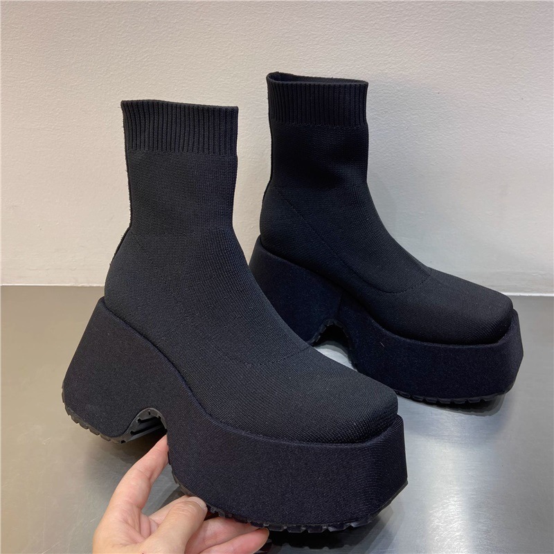Black Matte Leather Big Round Toe Cross Tied Lace Up Thick Sole Midcalf Boots Men High Top Leisure Outdoor Short Chelsea Boots 250918