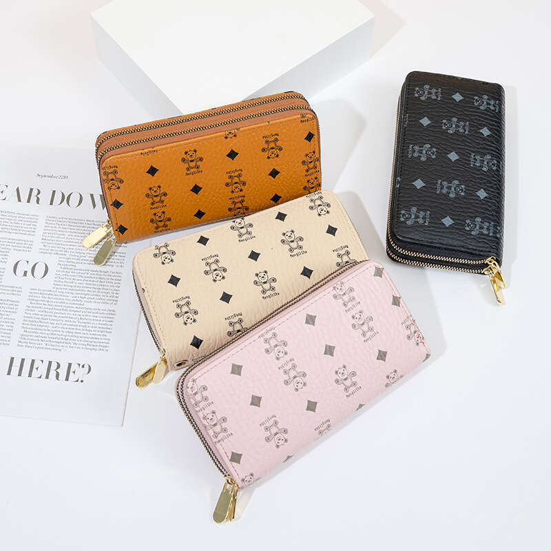 Women's Wallet 2025 New Korean Trend Bear Print Double Zipper Multi-Card Slot Portable Travel Fashion Phone Bag