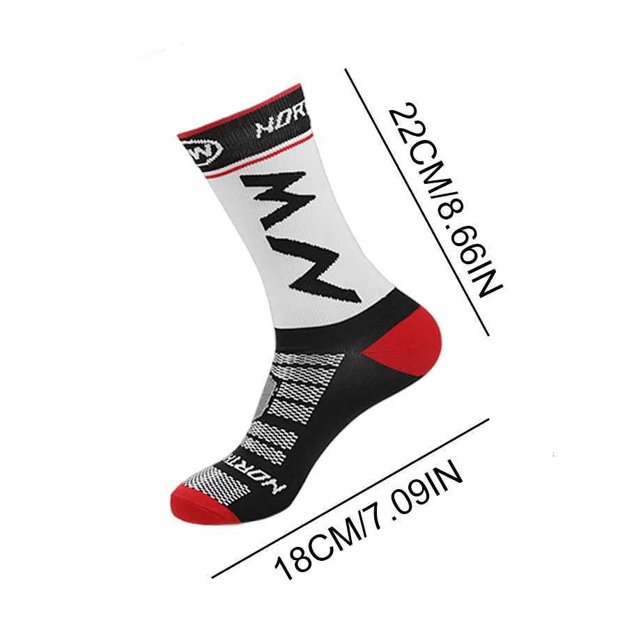 1Pair3 Pairs Of HighQuality Breathable Sports Socks Suitable For Running Mountain Cycling And Outdoor SportsW251011