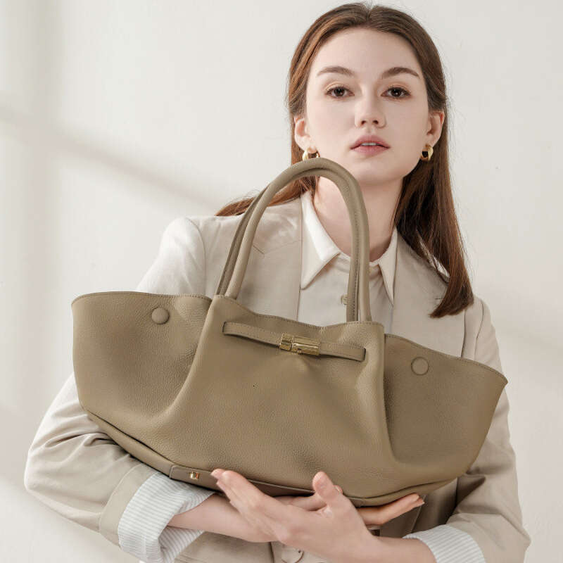 Luxury bag Genuine Leather Fashion Simple Large Capacity Tote Niche Solid Color Wing Commuter Versatile Dumpling Bag Bags