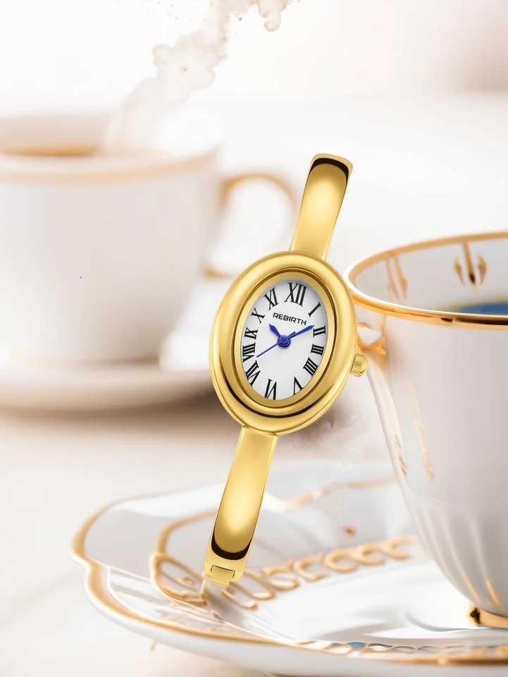 Casual Versatile Simple and Fashionable Roman Scale Display Womens Watch Y251011