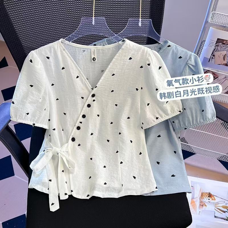 Korean Style Chic Shirt 2025 Turn-down Collar Summer Designer Shirt Designer Hoodie New Polka Dot Fashionable Elegant Youthful Short Sleeve Top White