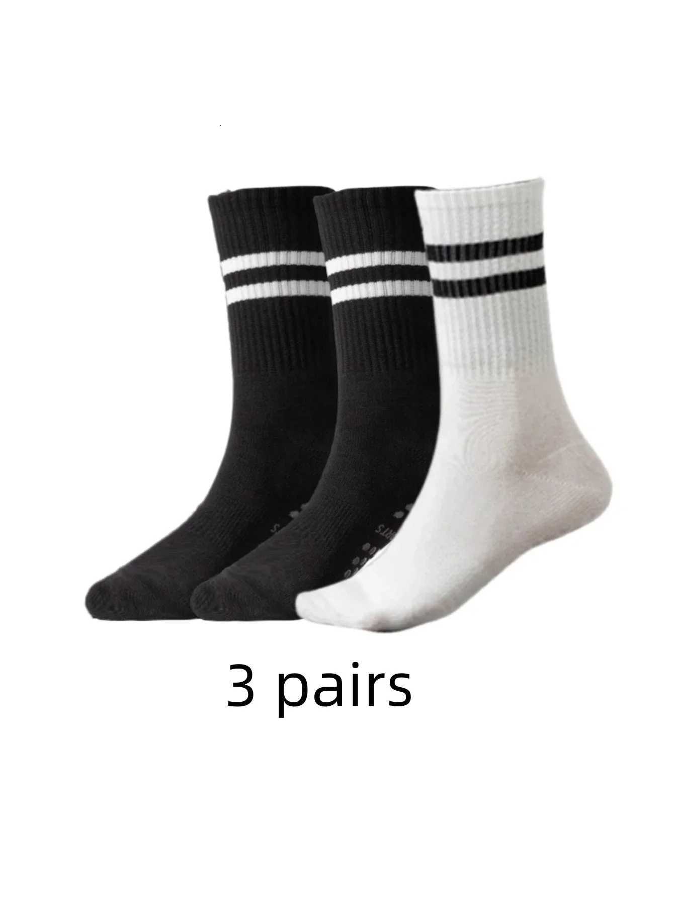 13610 Pair Anti Slip Yoga Socks Female Medium Tube Socks lady Anti Slip Silicone Indoor Fitness Pilates Womens Sports SocksW251011