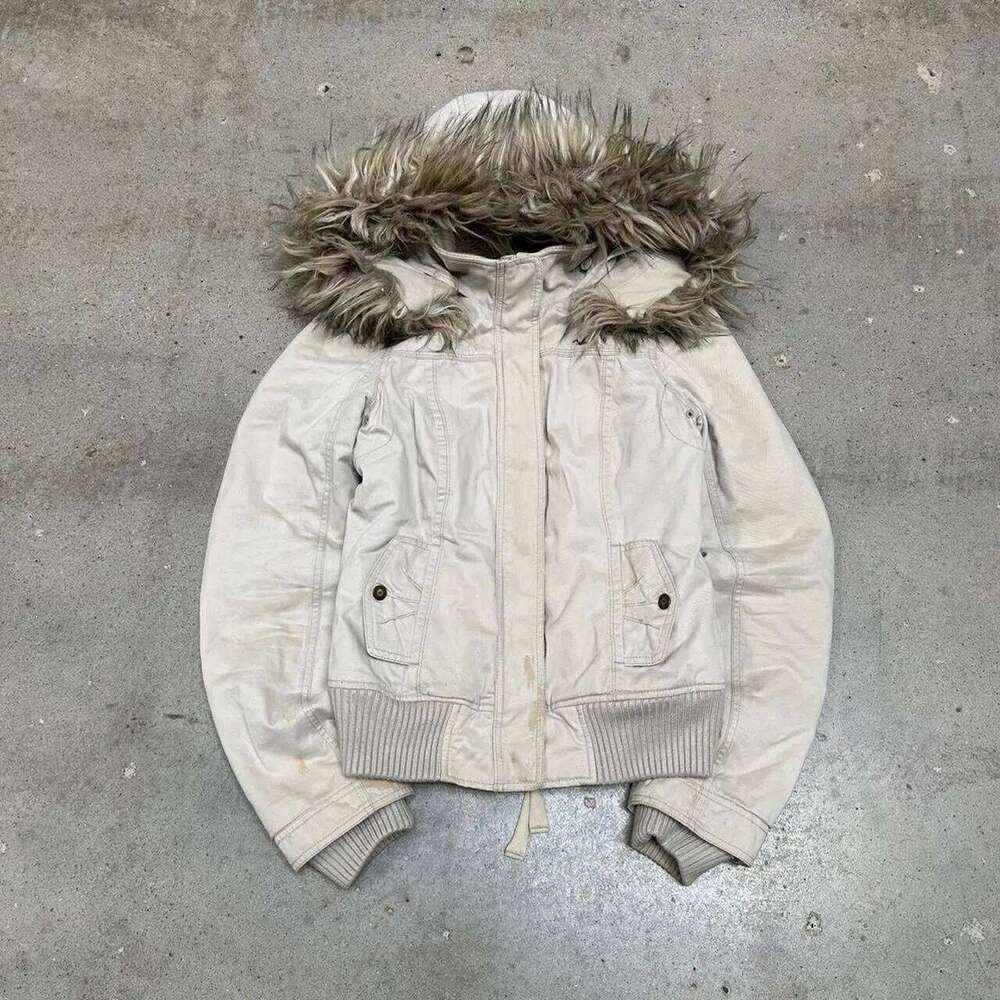 American Street Retro Fur Lined Hooded Jacket Womens White Zipper Coat Warm Plush Gothic Fashion Casual Y2k Style Coats