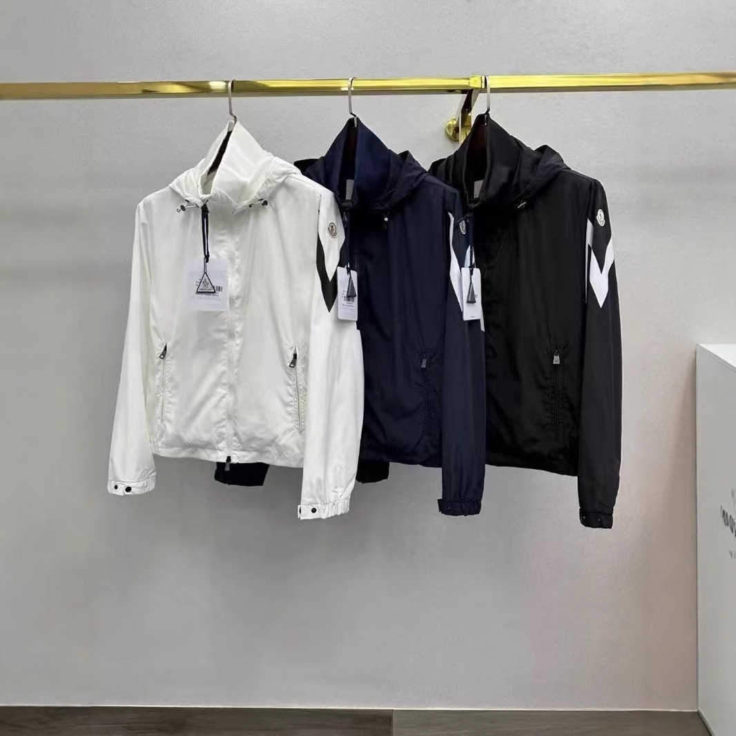 Men and Women Couple Trendy Brand Mengjia Hooded Jacket Mens Versatile Large Size Outdoor Zipper Jacket L2510112N7A