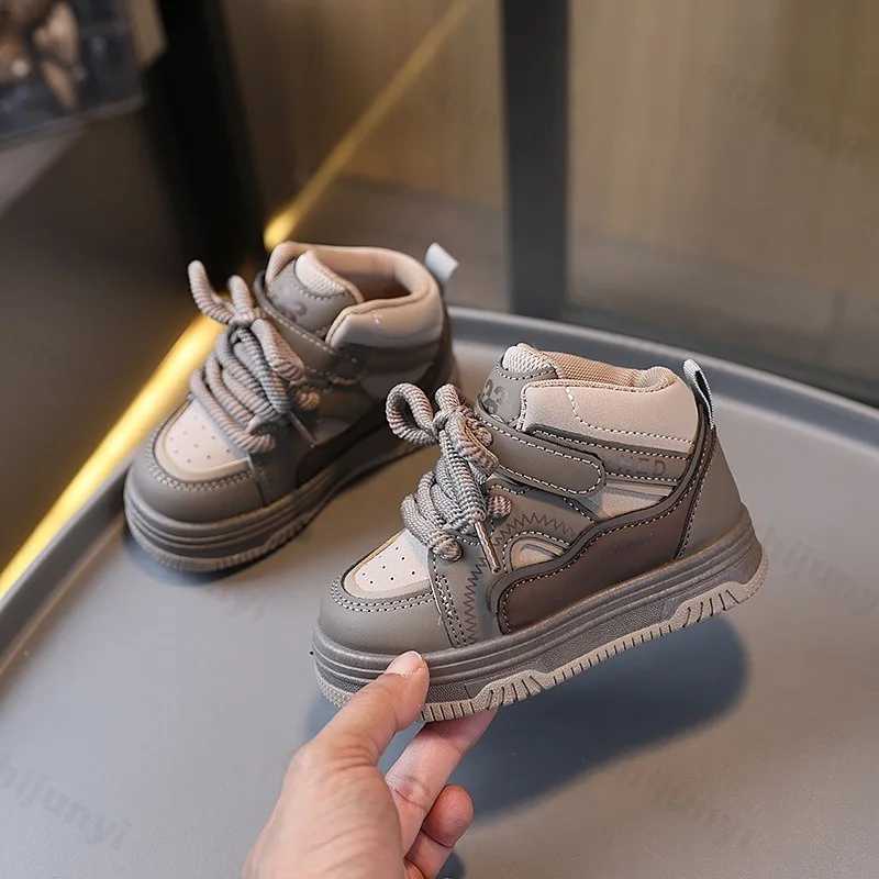 Childrens Spring Autumn New Sports Boys Casual Trend Board High Top Girls Fashion Cfort Running Shoes Sneakers C260130