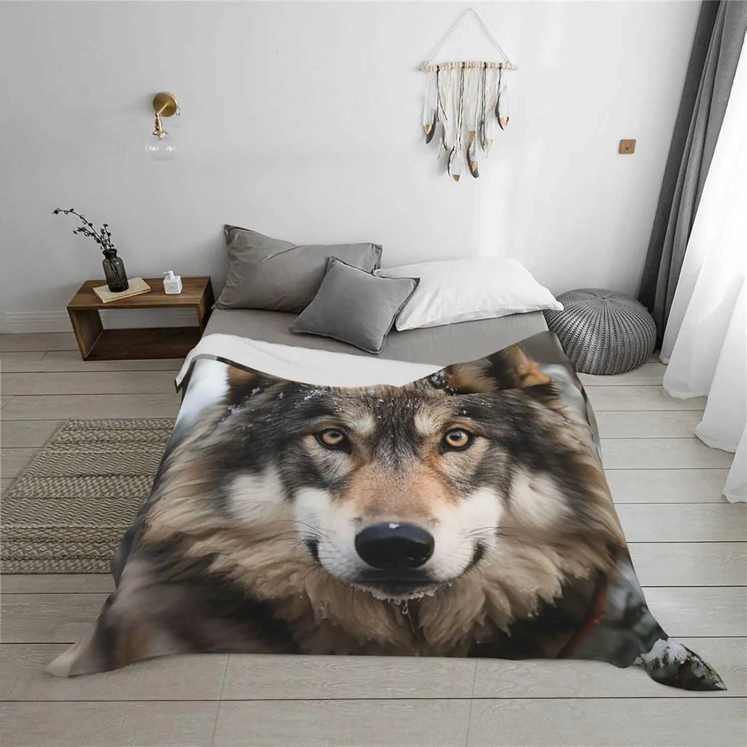 Throw Blanket for Couch Lightweight Plush Bed Blanket Soft Cozy Flannel Blanket AntiStatic Lmage of Wolf in The Snow C251011