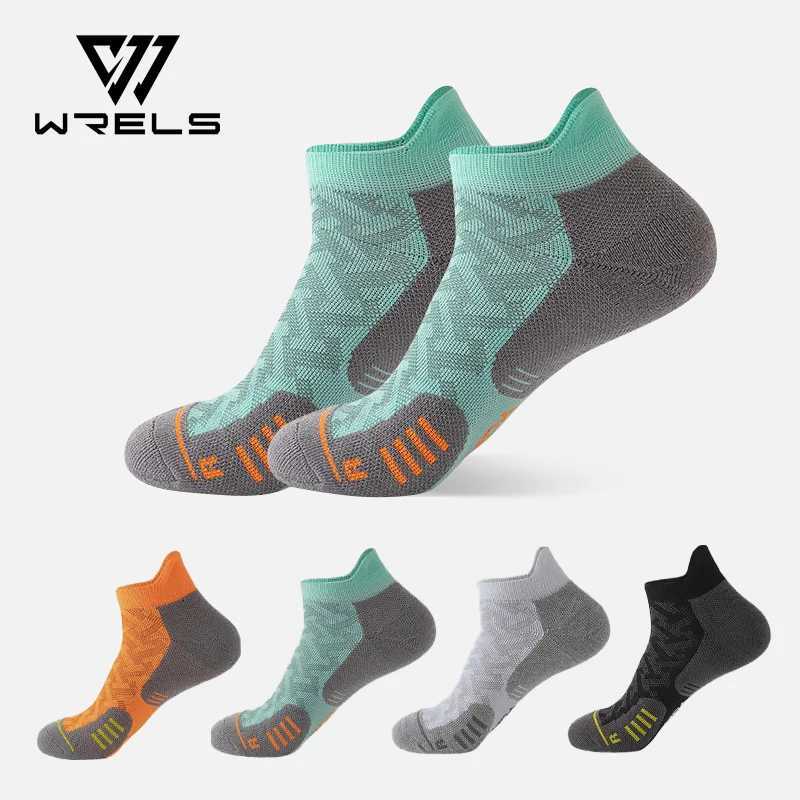 WRELS 5 Pairs Athletic Running Cushioned Ankle Socks Cushioned Moisture Arch Support Compression Sock for Men and WomenW251011