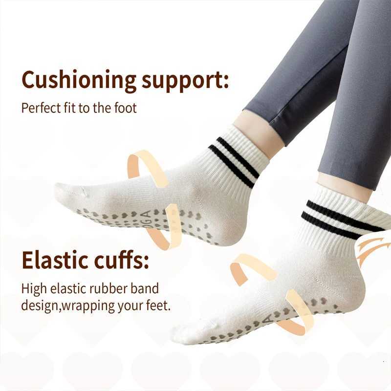 3 Pairs Yoga Socks for Women Double Stripes Non Slip Pilates Grip Socks Anti Slip Sport Socks for Workout Ballet Athletic SocksW251011