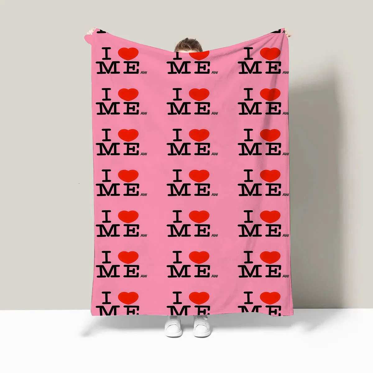 Cartoon animation style digitalprinted polyester Bedroom velvet flannel cover blanket Fleece soft sofa cover blankets for beds C251011