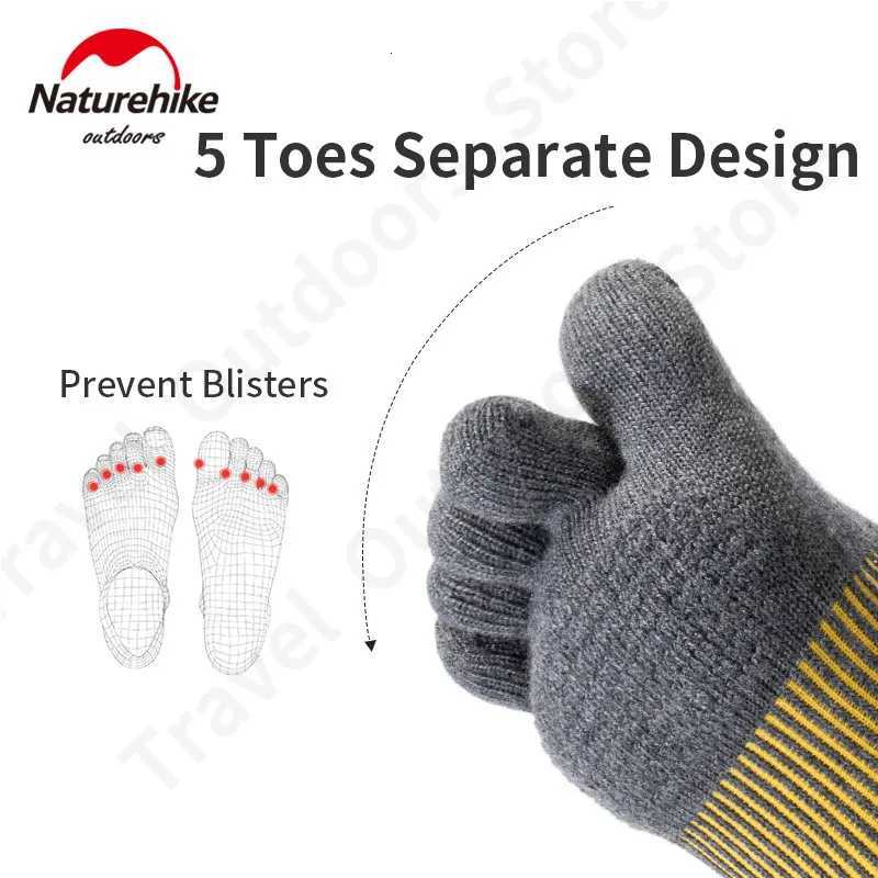 Naturehike Ultralight Five finger Sports socks Long Style Breathable Thickened Warm Wool Fabric Travel Running daily 55gpairW251011