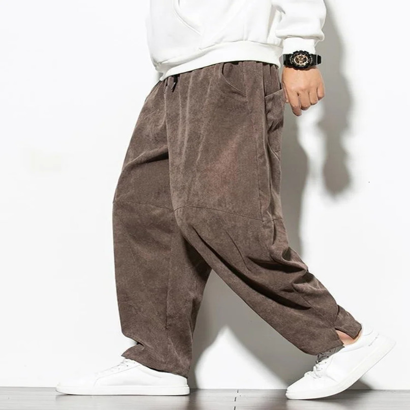 Vintage Corduroy Casual Pants Men Baggy Wide Leg Tech Fleece Sweatpants Autumn Winter AnkleLength Walking Harem Trousers Male 241021