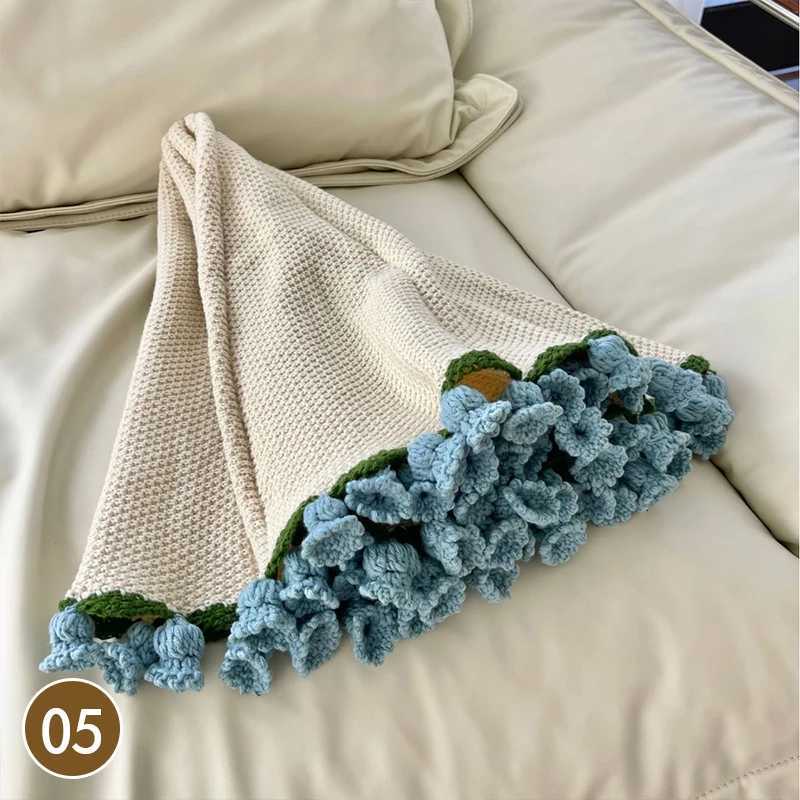 80110cm Crocheted Rose Bouquet Blanket Finished Product Hand Knitted Flower Bouquet Blankets Home Decor Bed Sofa Throw Blanket C251011