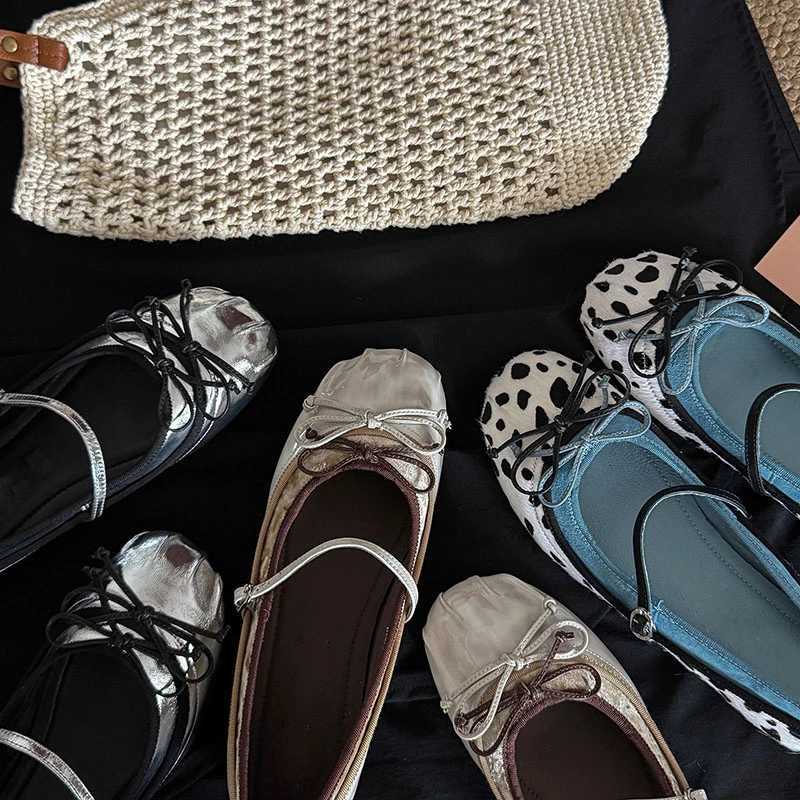 Round Toe Bow One Buckle Strap Mary Jane Shoes Women 2025 New Flat Single ShoesXJ251011